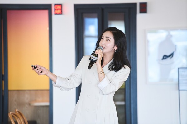 [라이징스타] ‘북튜버’ 진서, 변진서 작가